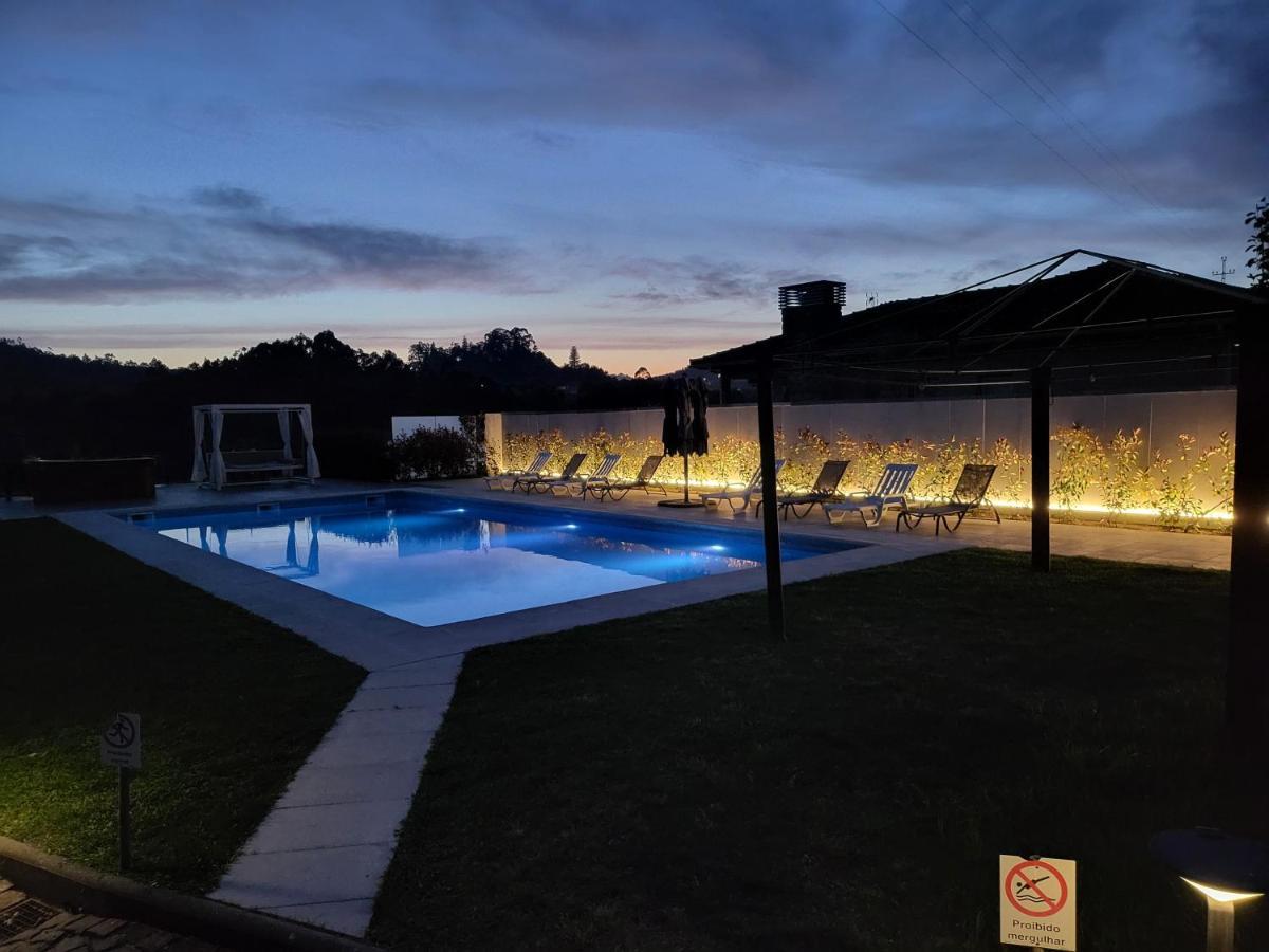 Villa Moura - Pool & Jacuzzi Póvoa de Lanhoso Eksteriør bilde