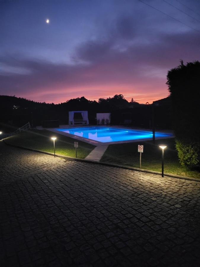 Villa Moura - Pool & Jacuzzi Póvoa de Lanhoso Eksteriør bilde