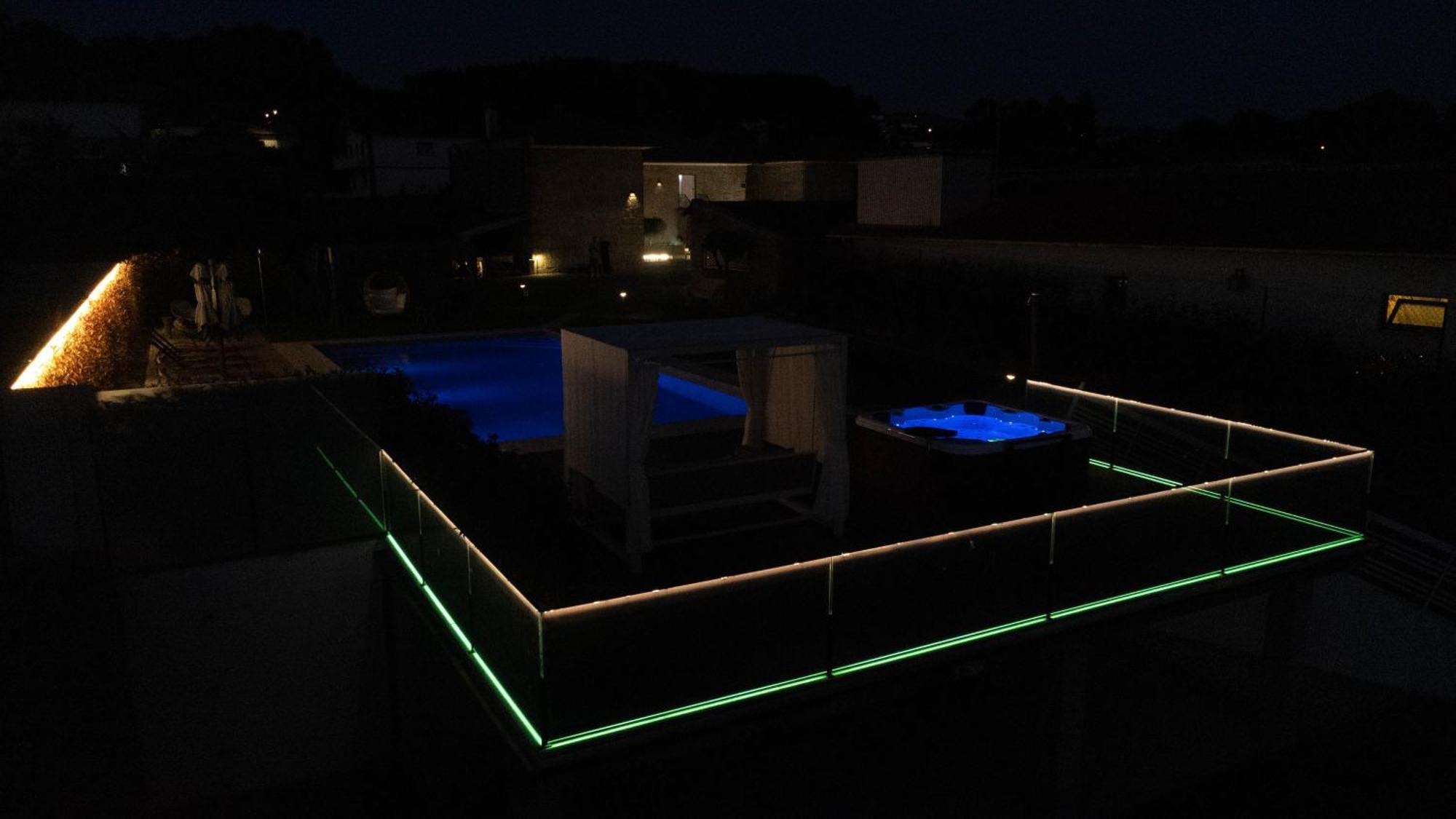 Villa Moura - Pool & Jacuzzi Póvoa de Lanhoso Eksteriør bilde